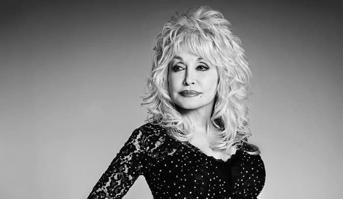Les plus riches chanteurs - Dolly Parton