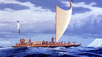 A Wa'a Kaulua (double canoe) of Hawaiian Nobility of the 18th Century. Polynesia was inhabited by skilled seafarers.