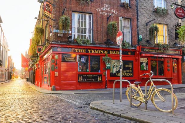 Le Temple Bar à Dublin. (jon_chica / Adobe stock)