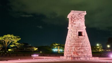 Cheomseongdae observatory at night, Gyeongju, South Korea.          Source: Ivan / Adobe stock