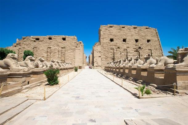 Le grand temple d'Amon à Karnak, en Égypte. (Pakhnyushchyy / Adobe stock)