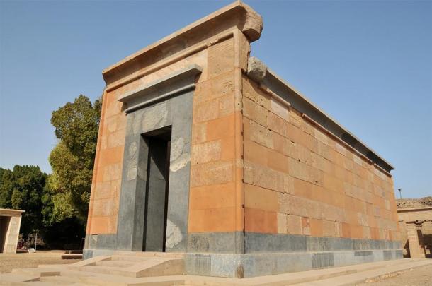 La chapelle rouge d'Hatchepsout au temple de Karnak. (camerawithlegs / Adobe stock)