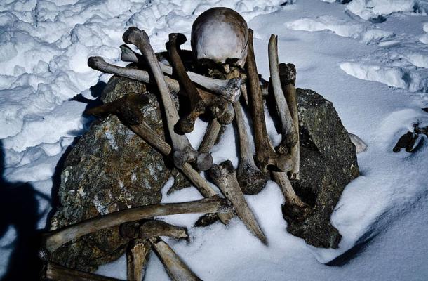 Squelette humain trouvé au lac Roopkund