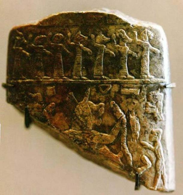 Fragment de talisman utilisé pour exorciser les malades, époque assyrienne. (Rama/ CC BY SA 2.0 )