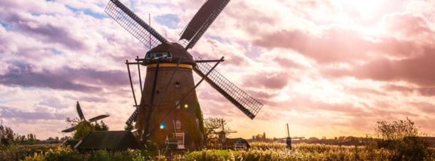 Gros plan d'un moulin à vent à Kinderdijk, Pays-Bas (Yuichi / Adobe Stock)