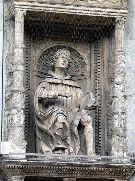 Pline l'Ancien de Rome qui a également beaucoup écrit sur l'hyperbole (Wolfgang Sauber / CC BY-SA 3.0)