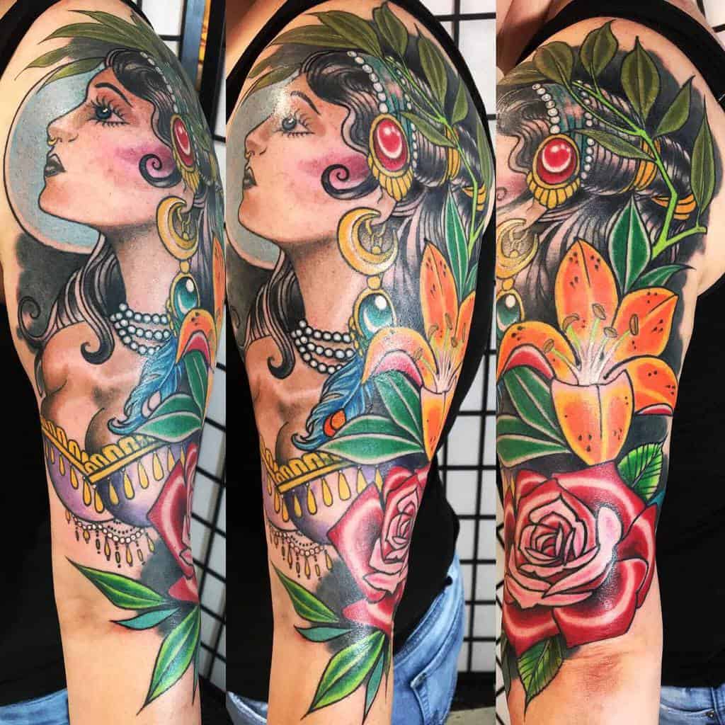 tatouages de roses gitanes à l'aquarelle juan_nava_firstlovetattoo