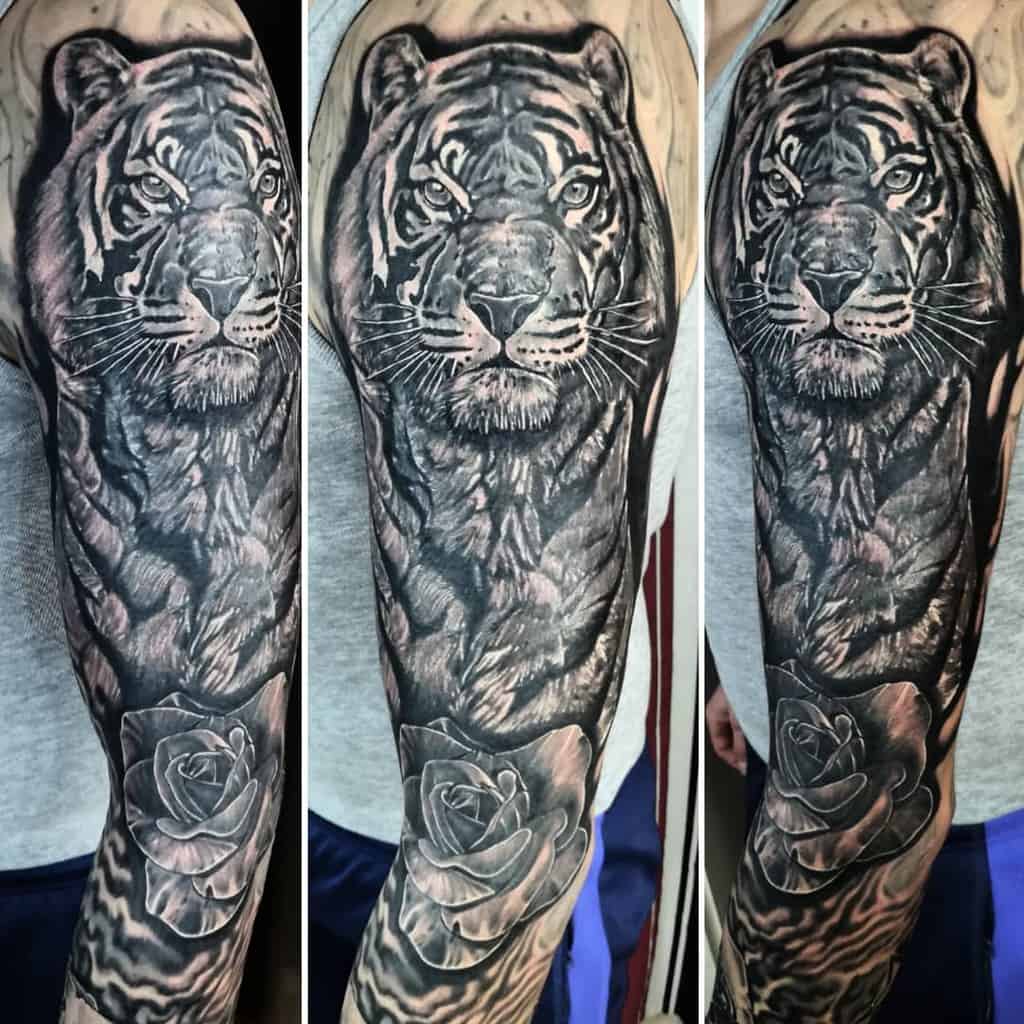 blackwork tiger rose tattoos johnnystattooart