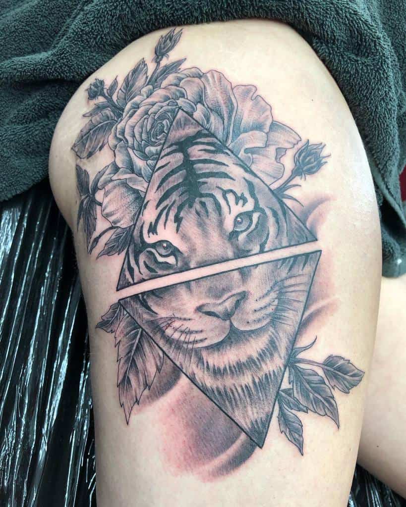tatouages de tigre de cuisse rose jasondavistattoo