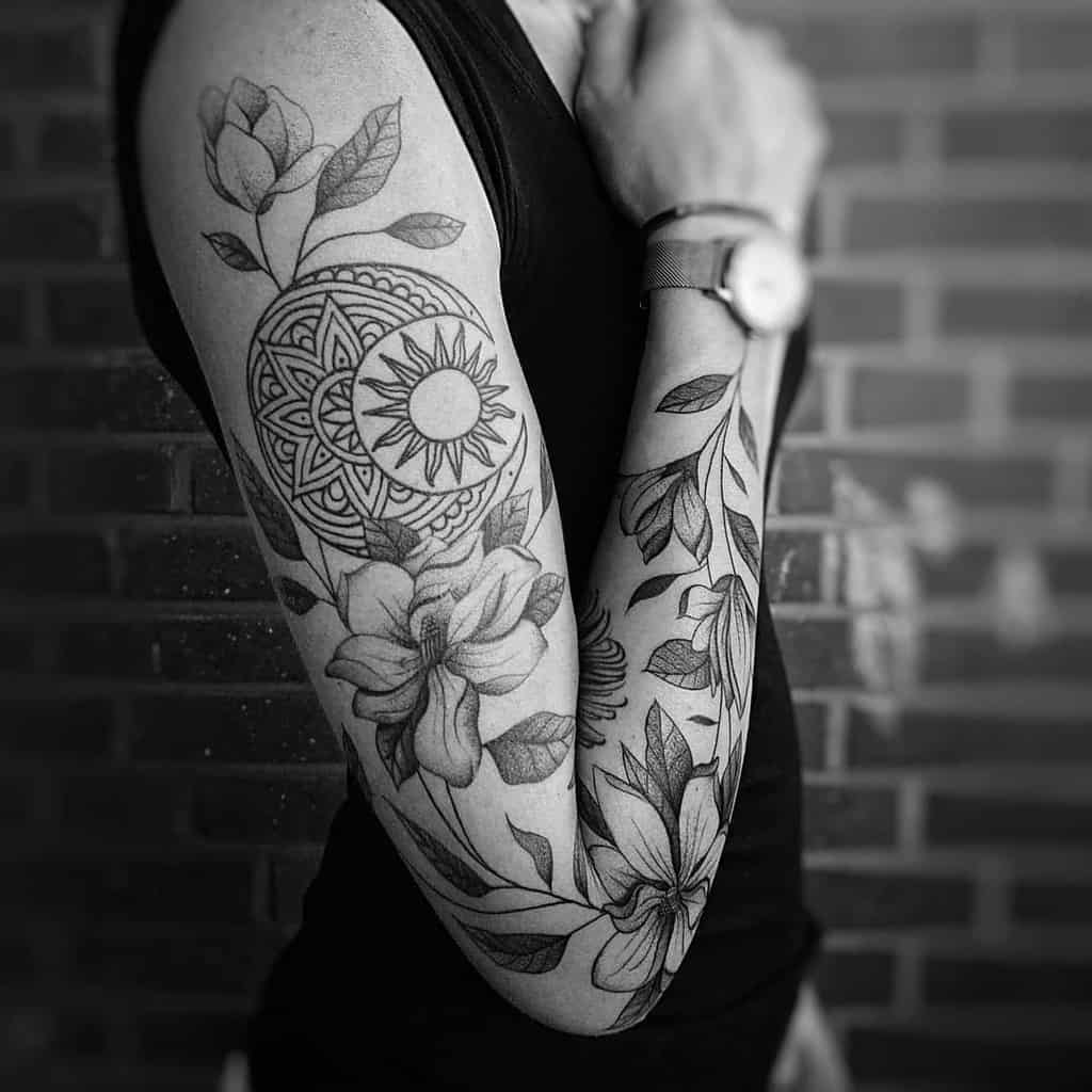 tatouages de bras magnolia einfachnurlaura88