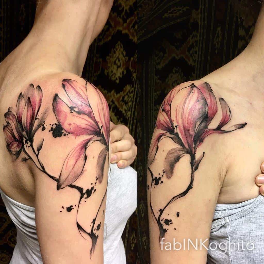 tatouages de magnolia d'épaule fabinkognito