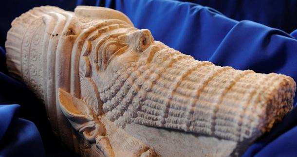 Statue représentant la tête du roi assyrien Sargon II, le souverain qui voulait faire de Karkemish la capitale.