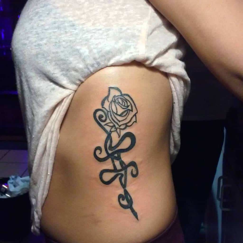 tatouages de roses tribales allartnotwar