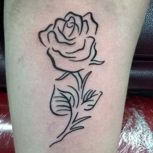 tatouages de roses simples de la tribu ashtontatts