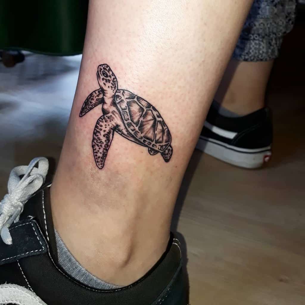 Petits tatouages de cheville de tortue ninschuck