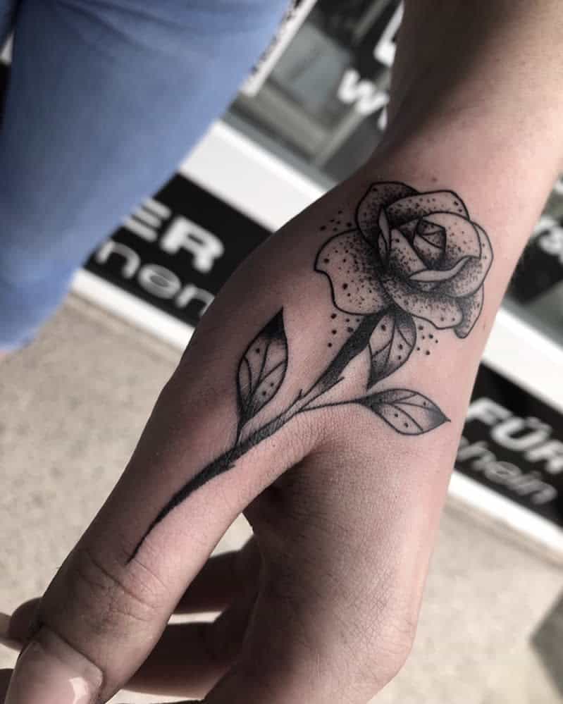 main simple rose tatouages 13_suicidestattooart