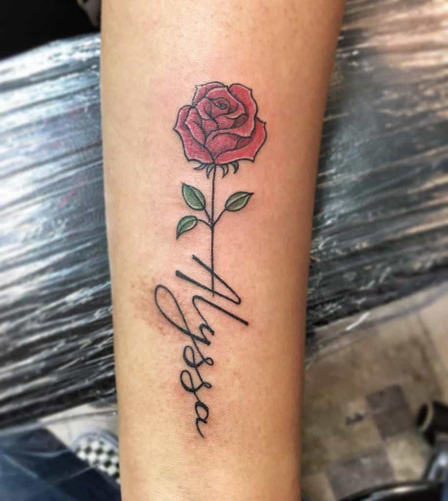 aquarelle simple rose tatouages joeysneedle
