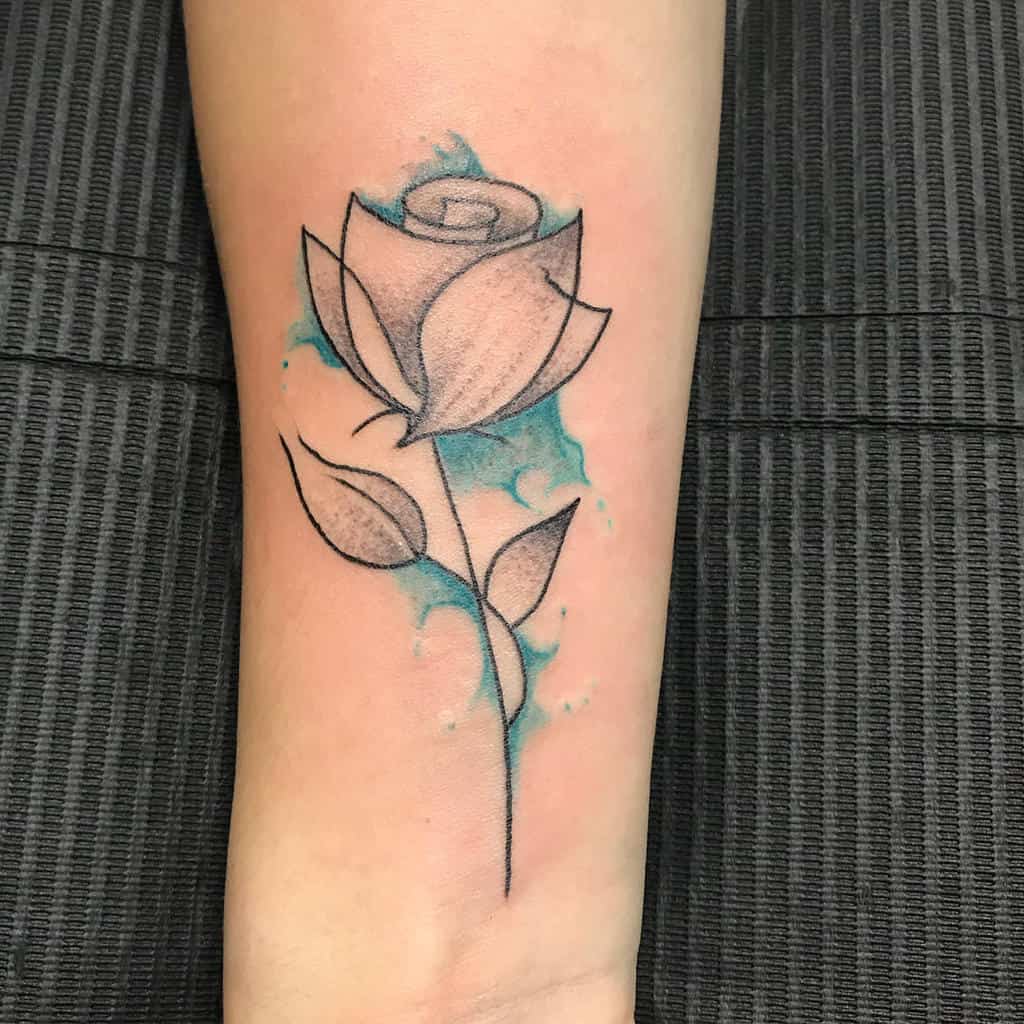 aquarelle simple rose tatouages kobusswertz_tattoosandart