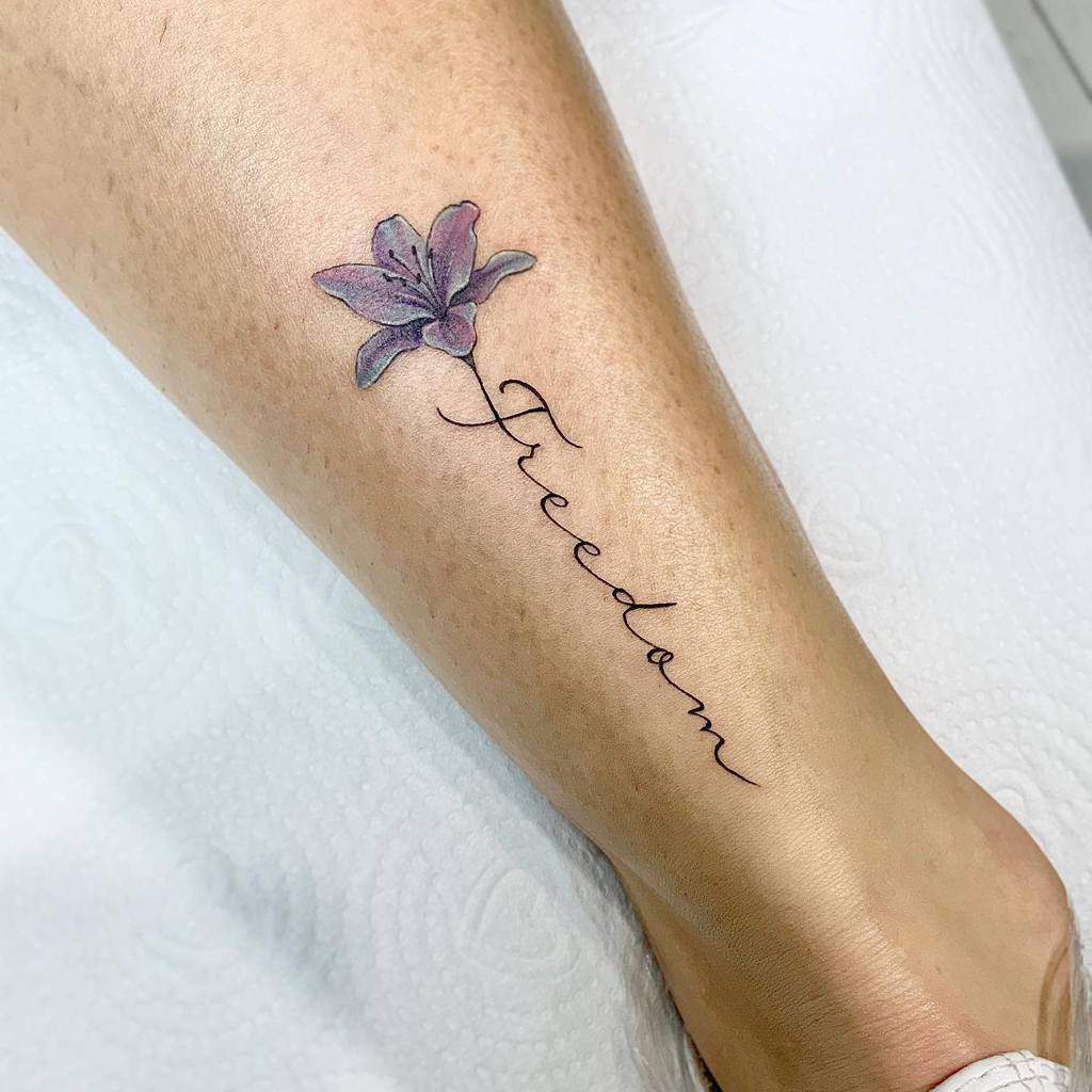 Petits tatouages significatifs de pieds de cheville Livianunestattoo