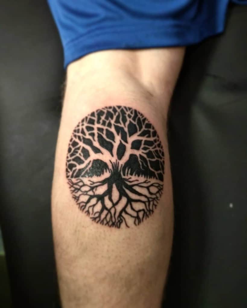 L'arbre en haut, donc en bas Tattoos Terravizion