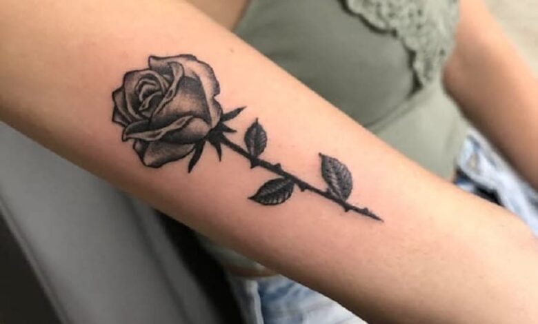 Top 71 Best Small Rose Tattoo Ideas – [2020 Inspiration Guide]