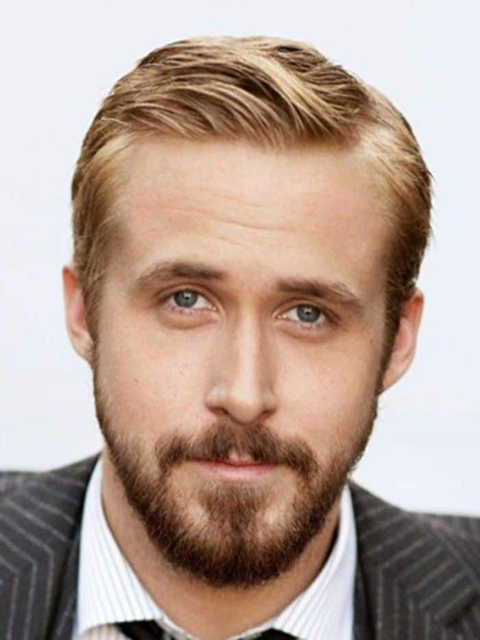 ryan gosling coiffure classique en peigne