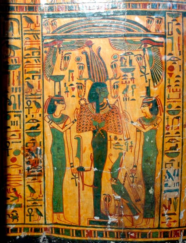Cercueil extérieur de Taywheryt représentant Osiris, Isis et Nephtys