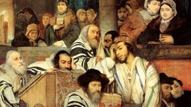 Detail of ‘Ashkenazi Jews praying in the Synagogue on Yom Kippur. (1878 painting by Maurycy Gottlieb)