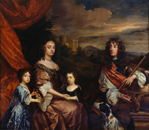 Anne (au centre) et sa soeur Mary (à gauche) avec leurs parents, le duc (plus tard le roi Jacques II et VII) et la duchesse d'York, peint par Peter Lely et Benedetto Gennari II en 1668 à 1670 (Domaine public)