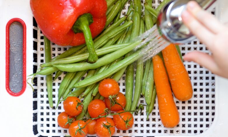 Comment laver les légumes et les fruits avant de les manger
