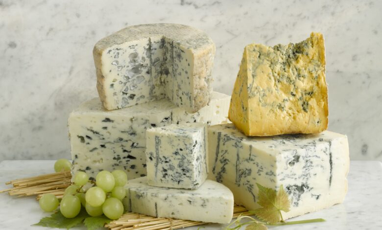 Comment le fromage bleu est-il fabriqué ?