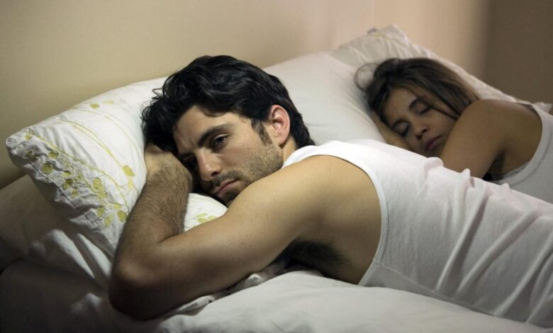 Comment le stress contribue aux problèmes de sommeil
