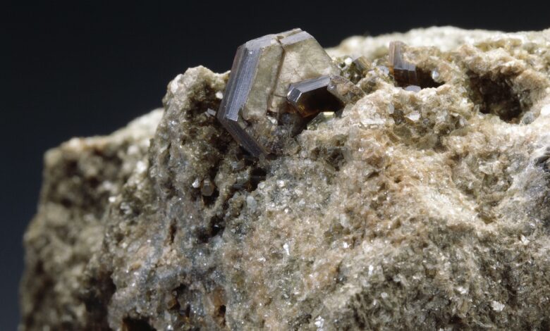 Géologie et utilisations des minéraux à biotite