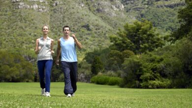 Plan d'entraînement hebdomadaire à la marche pour améliorer votre condition physique