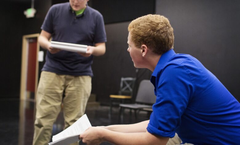 Thérapie dramatique pour les adolescents en difficulté