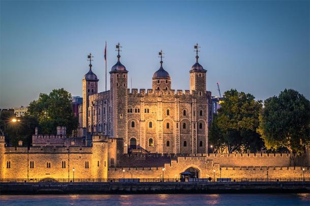 La Tour de Londres, où James, le fils d'Eleanor, a été retenu prisonnier jusqu'à sa mort en 1601. (rpbmedia / Adobe stock)