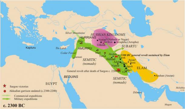 La zone approximative de peuplement hurrien au milieu de l'âge du bronze est indiquée en violet