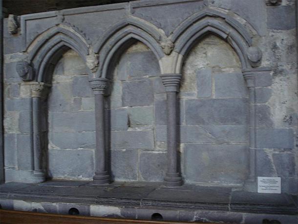 Sanctuaire de Saint David dans la cathédrale St Davids, au Pays de Galles. (Plucas58 / Domaine public)
