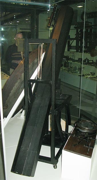 Un télescope que William a fabriqué pour Caroline Herschel. (Geni / CC BY-SA 4.0)