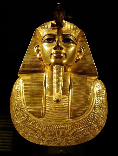 Le masque funéraire en or de Psusennes I.